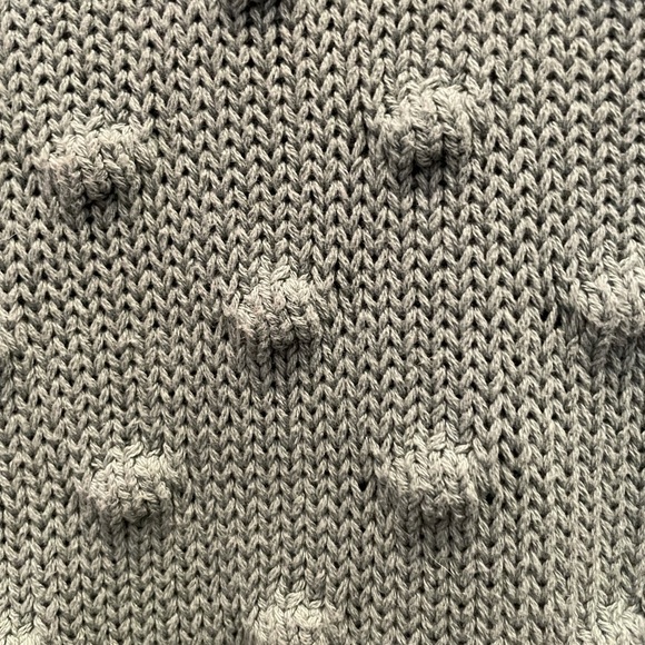 Like New Vince Camuto Sweater - Picture 4 of 4